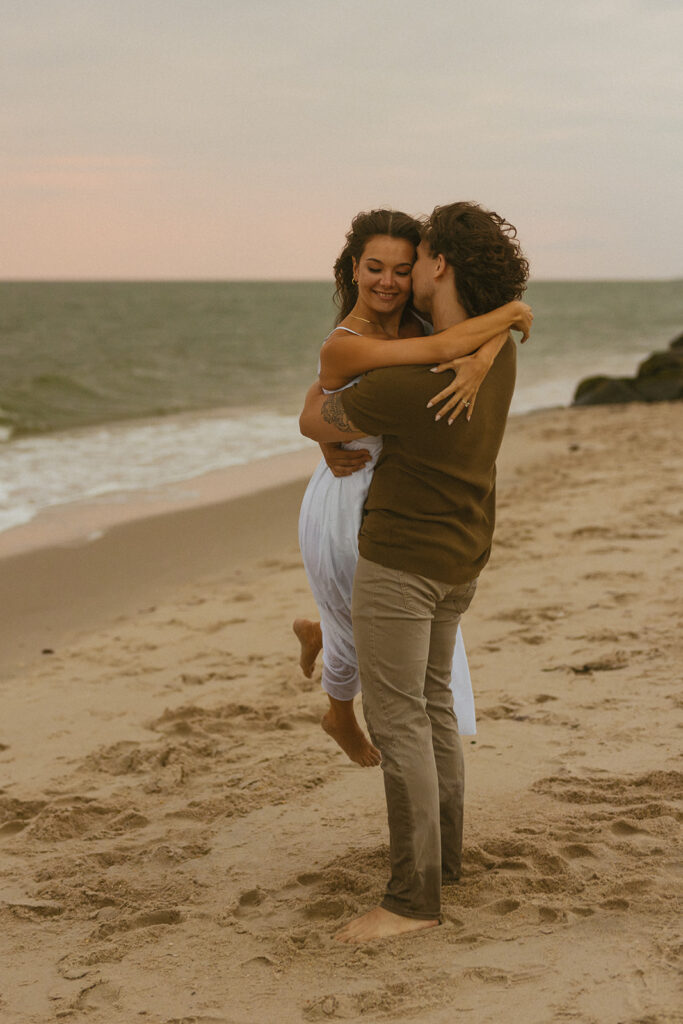 Couple engagement photos in nj on the beach